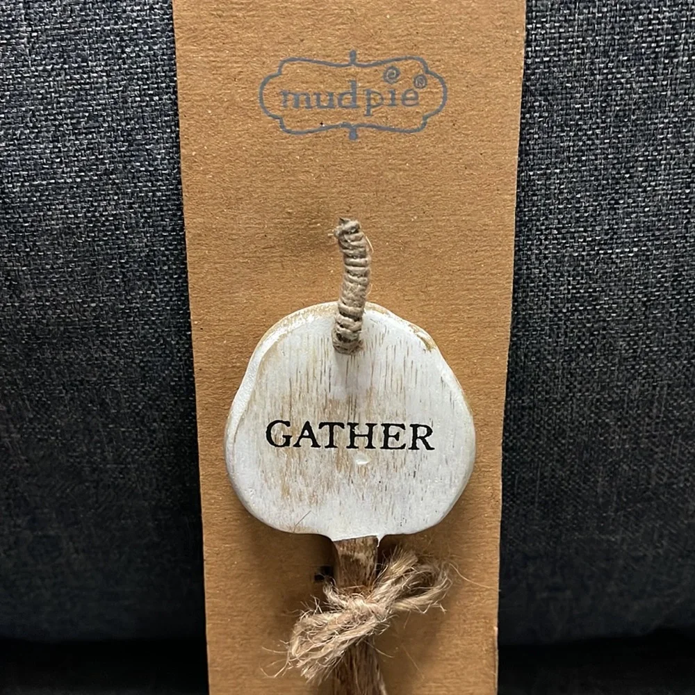 Mud Pie Gather Pumpkin Spreader